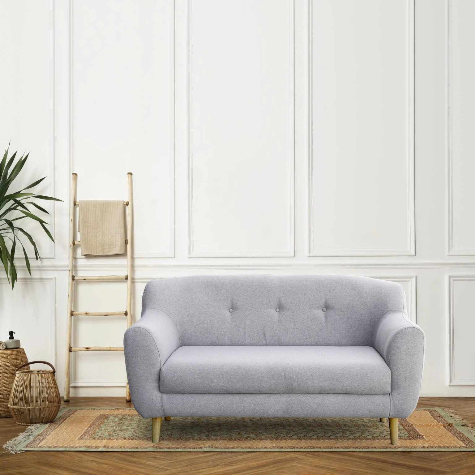 Ghế Sofa Agnes mang đến sự thoải mái vượt trội và sự kết hợp giữa tinh tế và tiện nghi Ghế Sofa Agnes mang đến sự thoải mái vượt trội và sự kết hợp giữa tinh tế và tiện nghi