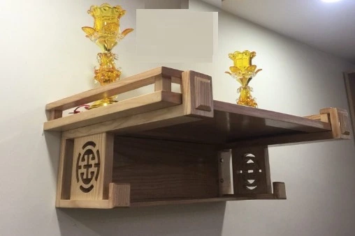 Kệ bàn thờ treo tường mini Kệ bàn thờ treo tường mini