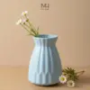 Bình hoa gốm sứ Felizia trang trí decor hoa văn sọc Made4Home - Kích thước 21x15cm