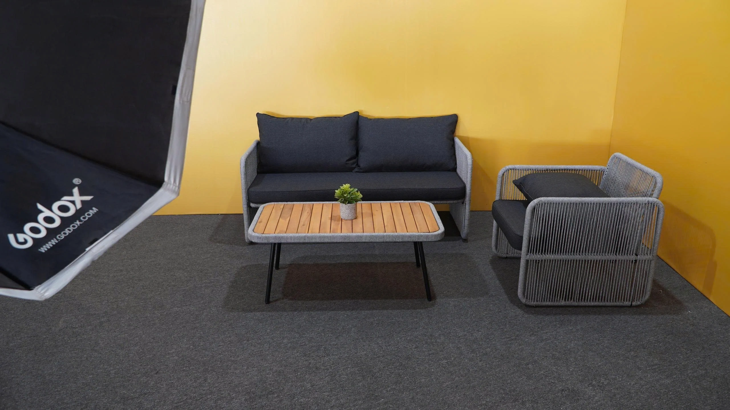 Bộ Sofa Ngoài Trời 4 Món Cao Cấp – Thiết Kế Hiện Đại Cho Sân Vườn & Ban Công 18 Bộ Sofa Ngoài Trời 4 Món Cao Cấp – Thiết Kế Hiện Đại Cho Sân Vườn & Ban Công - Ảnh 18