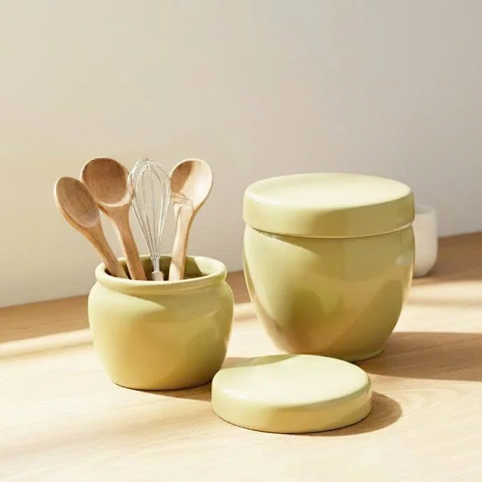 Đồ Dùng Nhà Bếp Tối Giản – Xu Hướng Sắp Xếp Không Gian Bếp Tinh Tế 3 Đồ Dùng Nhà Bếp Tối Giản – Xu Hướng Sắp Xếp Không Gian Bếp Tinh Tế