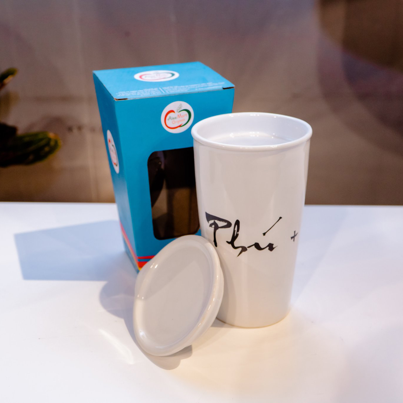 Ly sứ cao cấp Ceramic 450ml nắp sứ khắc tên