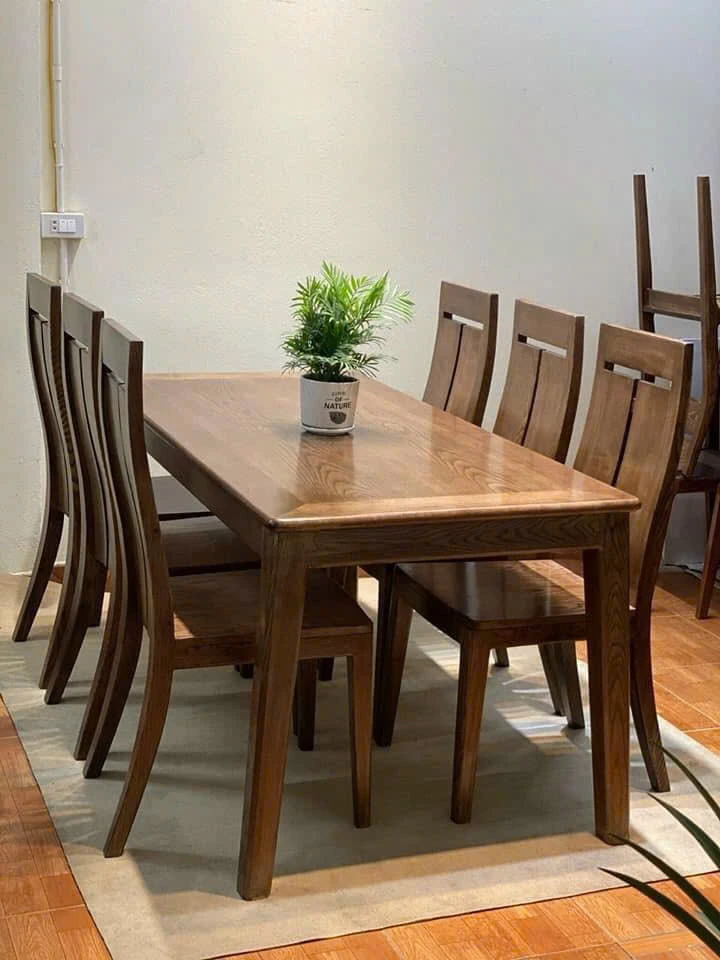 Bàn ăn gỗ sồi