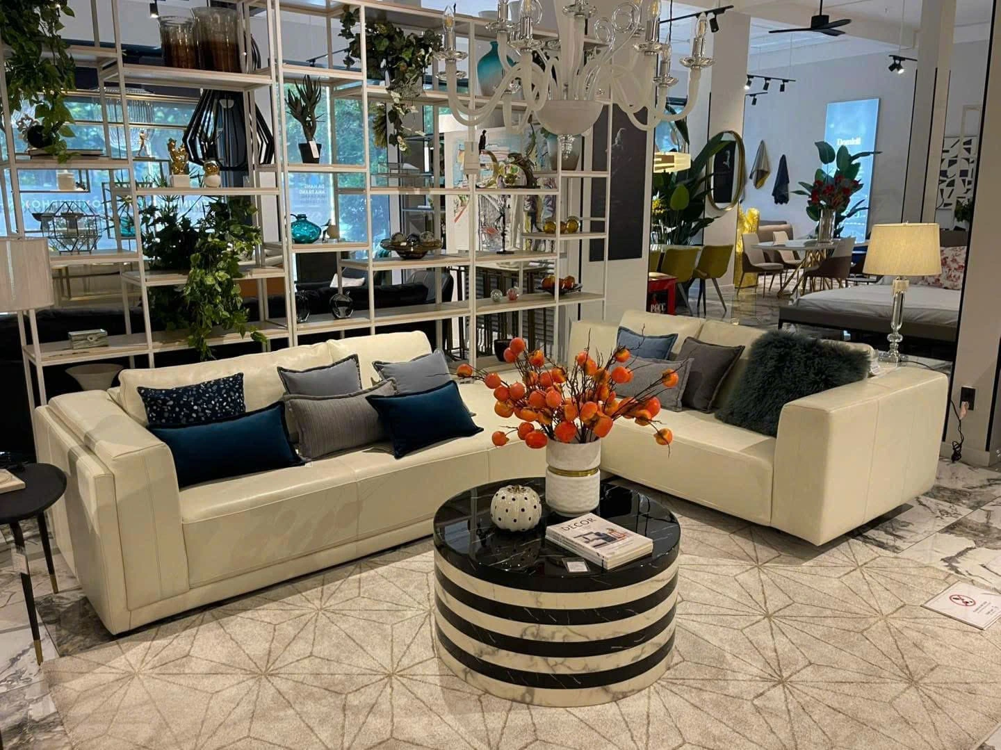 Showroom nội thất Phố Xinh