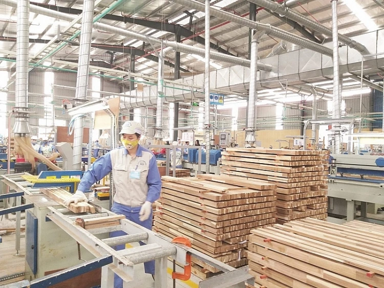 Quy trình làm việc tại xưởng gỗ