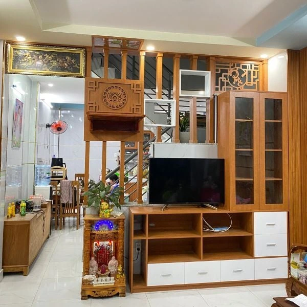 Kệ trang trí phòng khách đẹp, sang trọng