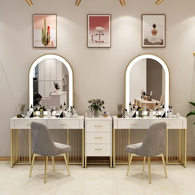 Bàn makeup hiện đại xu hướng 2025 Bàn makeup hiện đại xu hướng 2025