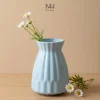 Bình hoa gốm sứ Felizia trang trí decor hoa văn sọc Made4Home - Kích thước 21x15cm 14 Bình hoa gốm sứ Felizia trang trí decor hoa văn sọc Made4Home - Kích thước 21x15cm