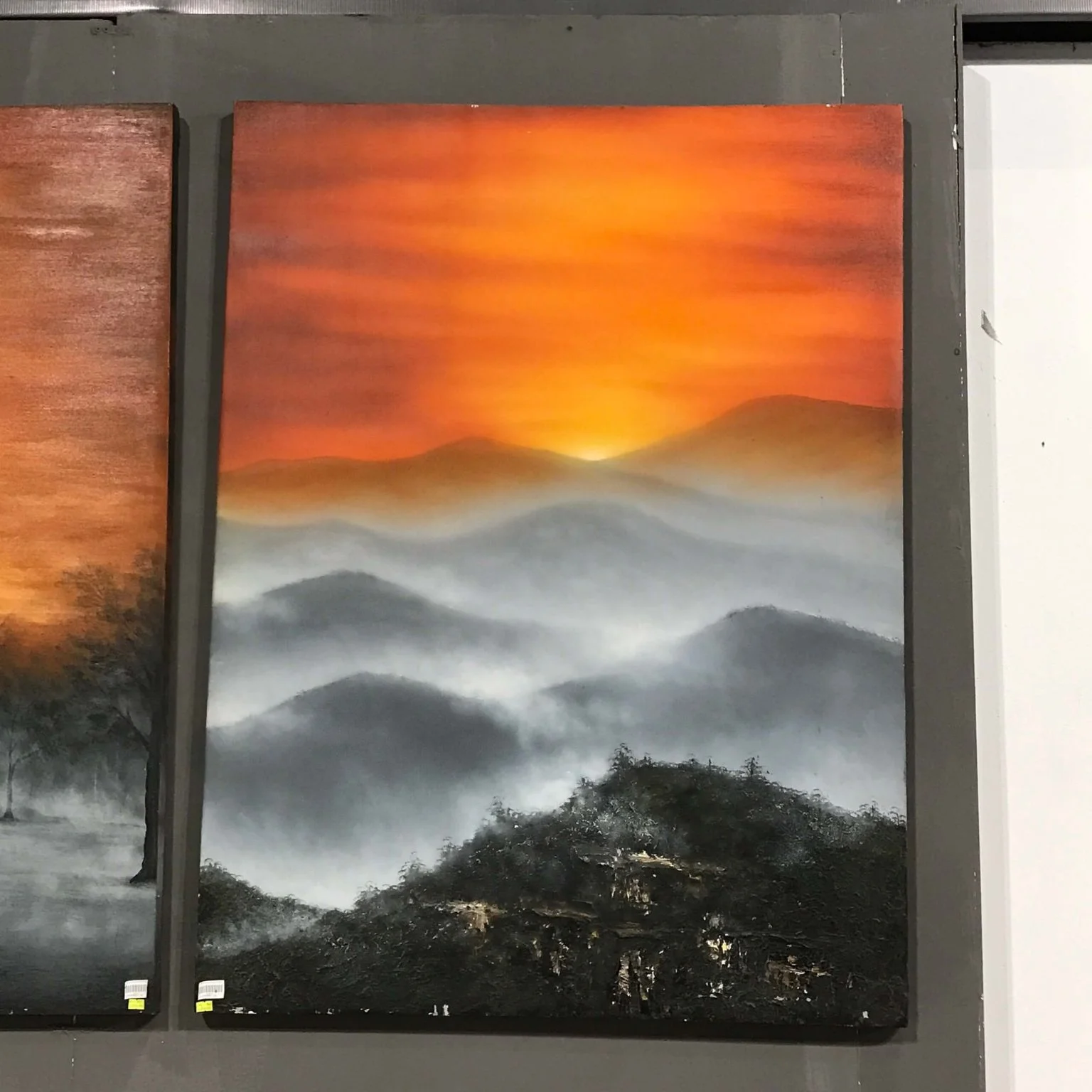 Những Mẫu Tranh Treo Phòng Khách Sang Trọng Giúp Nâng Tầm Ngôi Nhà