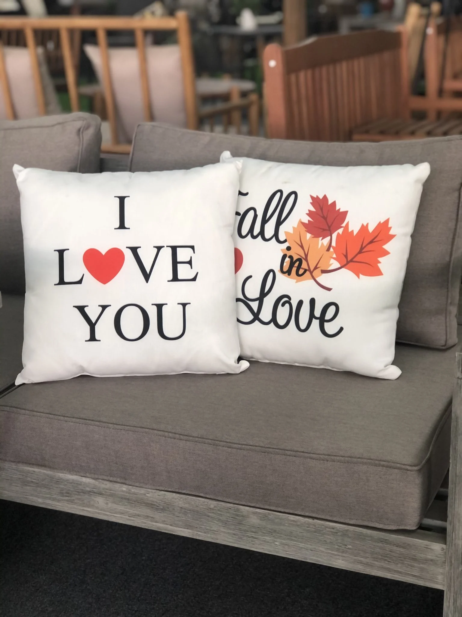 Top Mẫu Vỏ Gối Trang Trí Đẹp Cho Sofa Và Phòng Ngủ