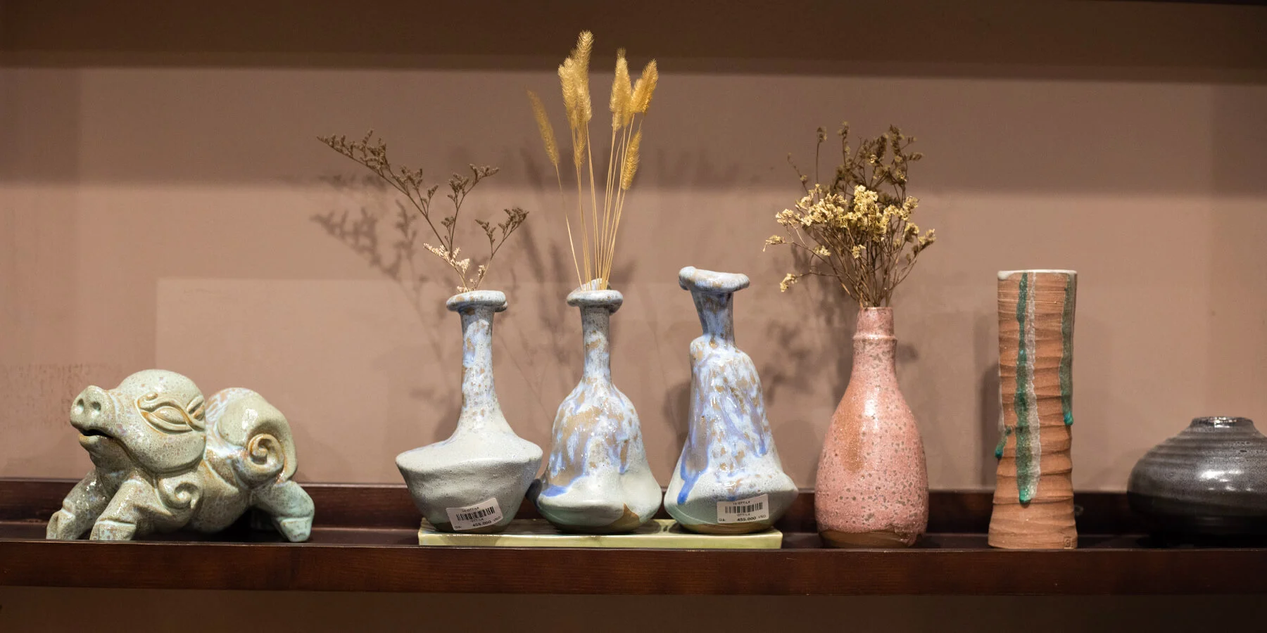 Ứng Dụng Gốm Sứ Cao Cấp Trong Decor Nhà Ở Hiện Đại 1 Ứng Dụng Gốm Sứ Cao Cấp Trong Decor Nhà Ở Hiện Đại